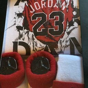 Newborn (0-6 month)Jordan Hat, booties, and shirt.